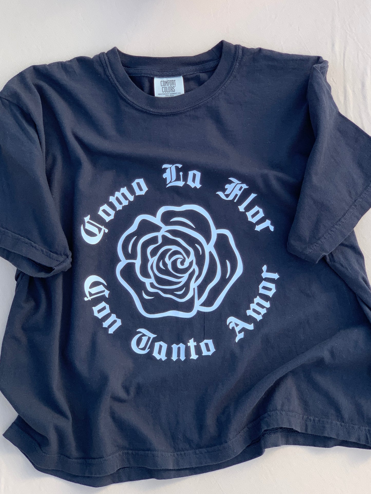 Como La Flor Crop T-Shirt