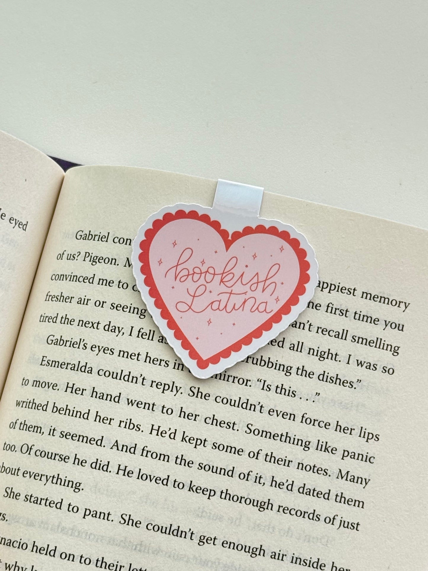 Bookish Latina Magnetic Bookmark