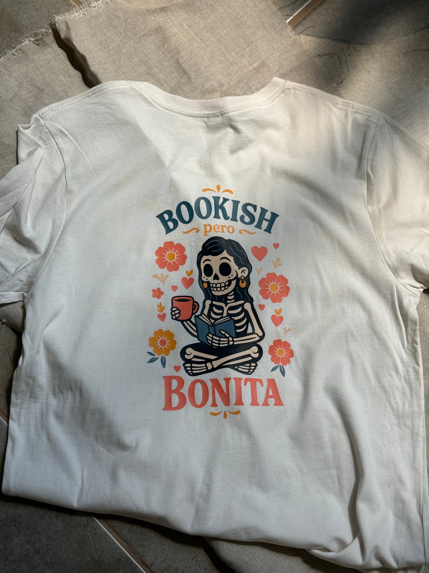 Bookish Pero Bonita Tee